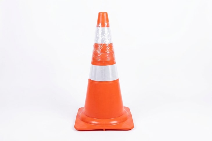 Cone Flexível com Faixa (NBR 15071) | Braskit